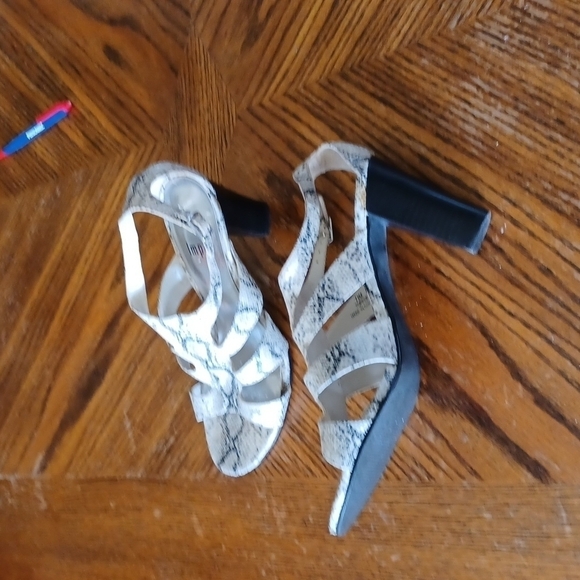IMPO Faux Snake Skin Heeled Sandals - Picture 2 of 8